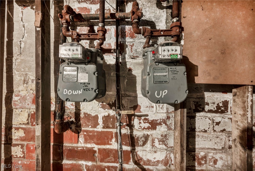 David J Crockers - Residential Income