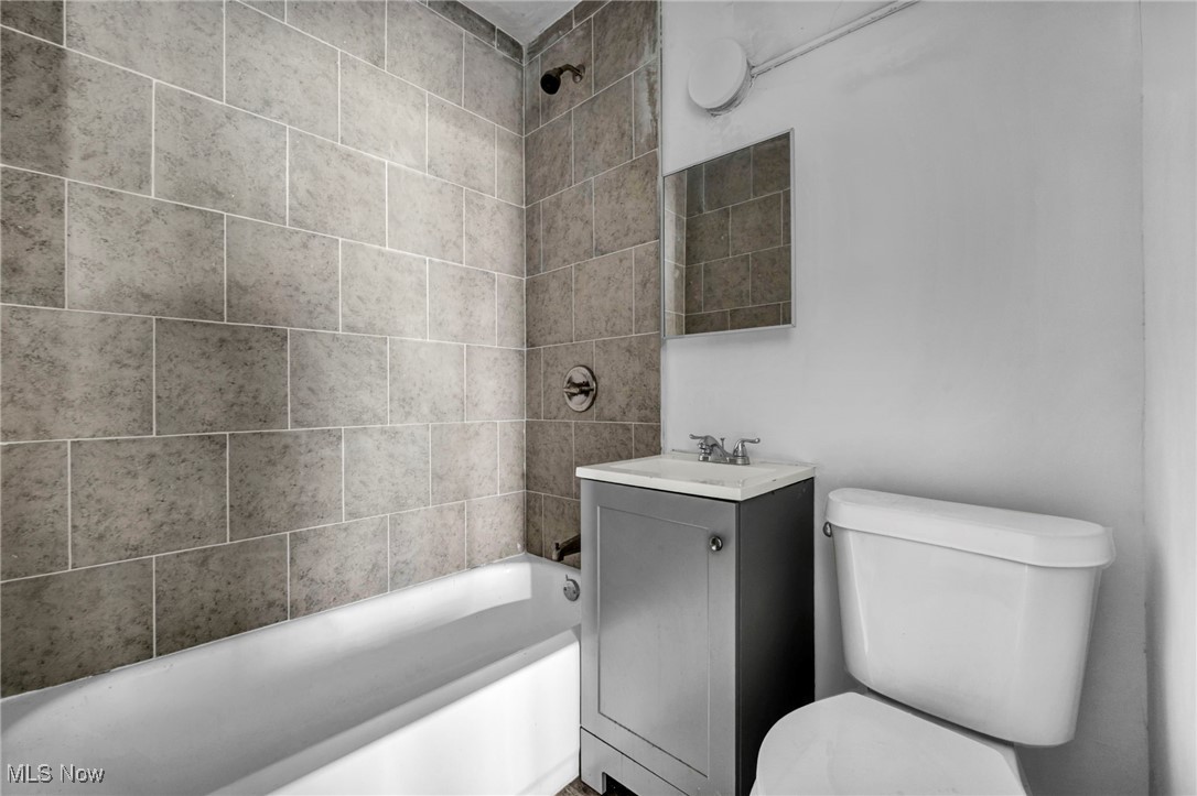 David J Crockers - Residential Income