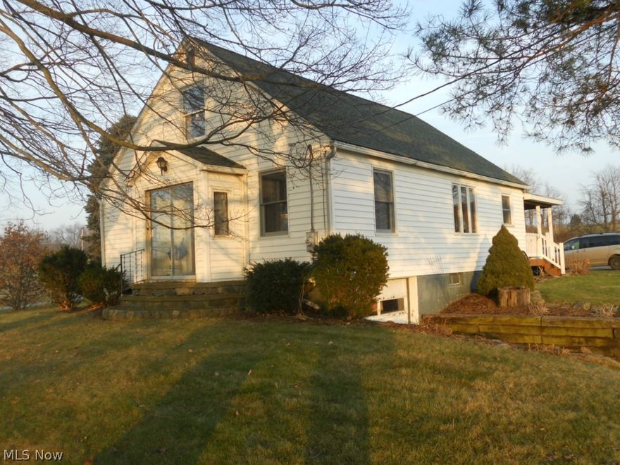 We are offering at public auction a home that sits on 1 acre located in Franklin Township and southern Wayne County. This home was built in1951 and remodeled in 1996 with a beautiful solid oak kitchen and an updated bathroom among other things. Features within the home include along with the kitchen and bath, 3 bedrooms, dining area, living room, and a full basement. The 24’x16’ detached garage has a 14’x10 attached stable area. Utilities include septic, well, and wood/hard coal burner for heat.
Terms:10% nonrefundable downpayment day of sale with balance due at closing. No financing contingencies. Any required inspections must be completed prior to bidding. All information gathered from sources deemed reliable but not guaranteed. Announcements day of sale takes precedence over all previous advertising and statements.
Open House: March 31,2015 from 5-7 PM