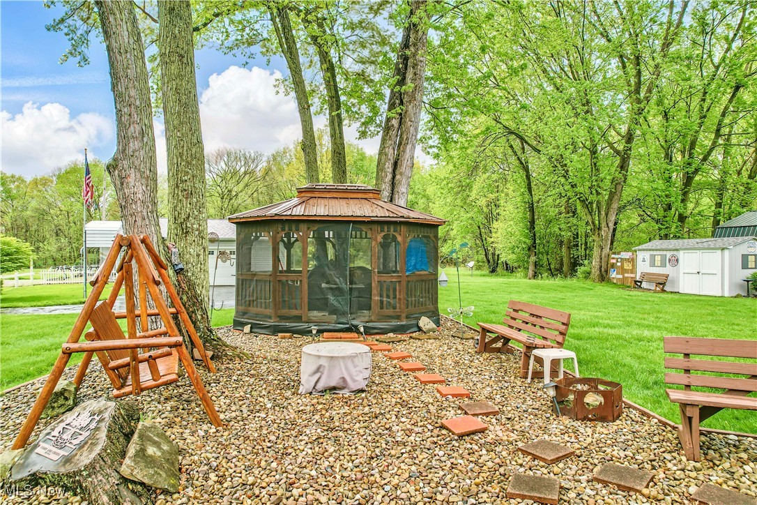804 Cynthia Court, Niles, Ohio image 44