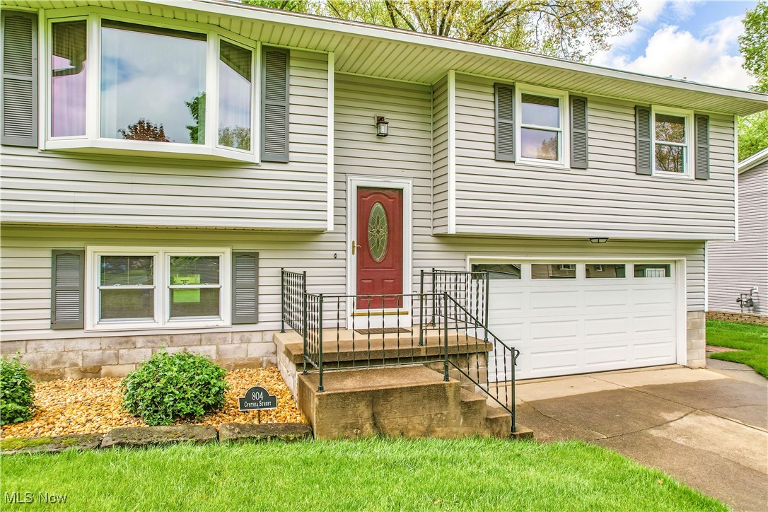 804 Cynthia Court, Niles, Ohio image 4