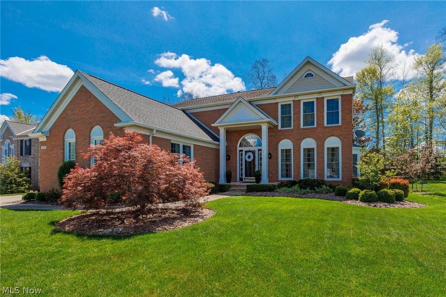 Beautiful 4 bedroom colonial in North Royalton. Roof in 2008, Windows in 2020, Furnace/AC in 2014. All appliances and washer and dryer stay. Heated floor in master bath. Move in ready home. Original owners. Beautifully maintained. Finished basement a must see.