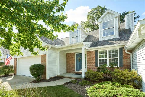 Photo for 435 W Heritage Drive
