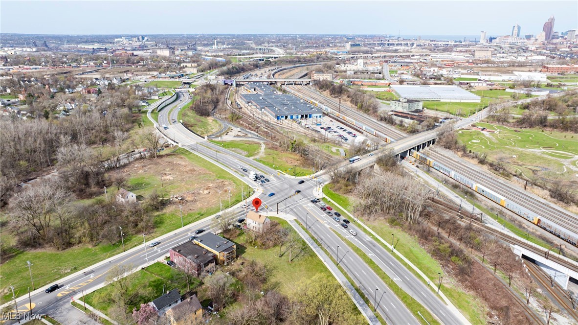 6805 Kinsman Road, Cleveland, Ohio image 11