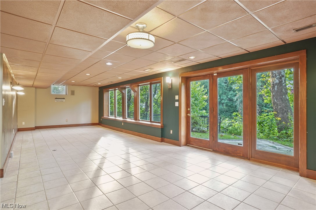 Cuyahoga River Estate - Residential