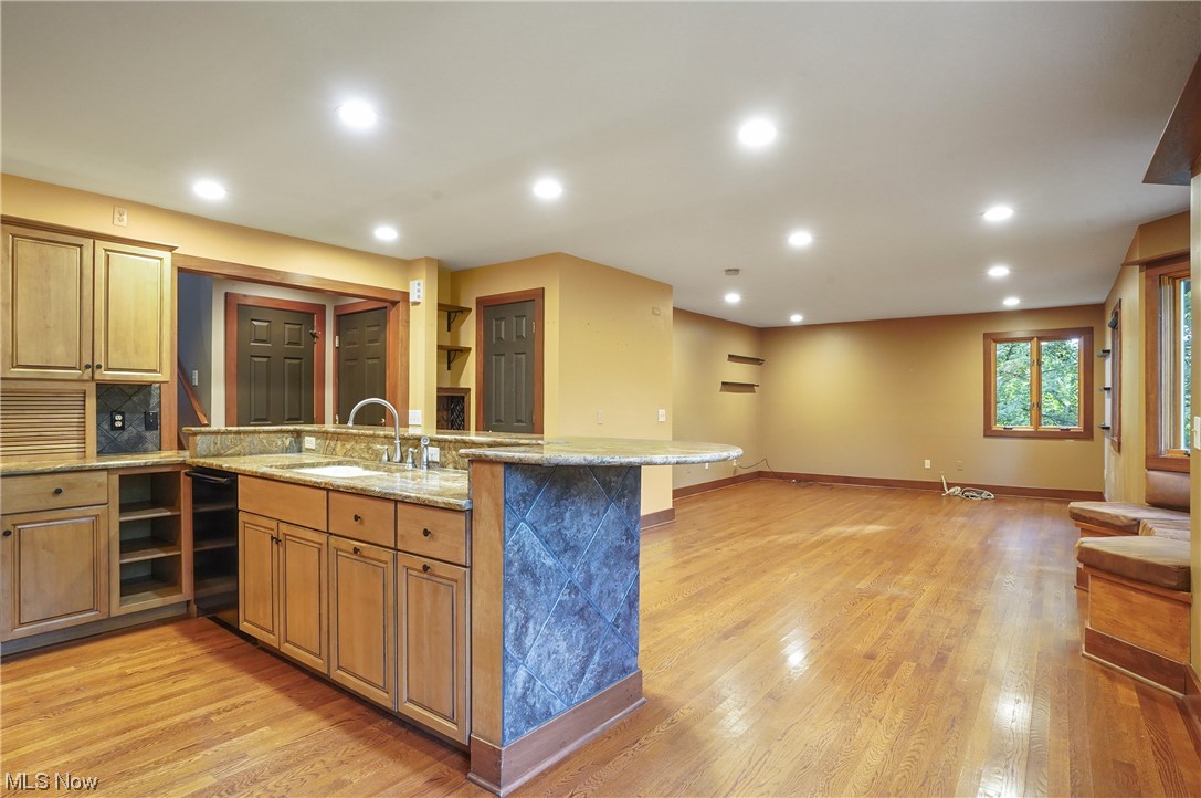 Cuyahoga River Estate - Residential