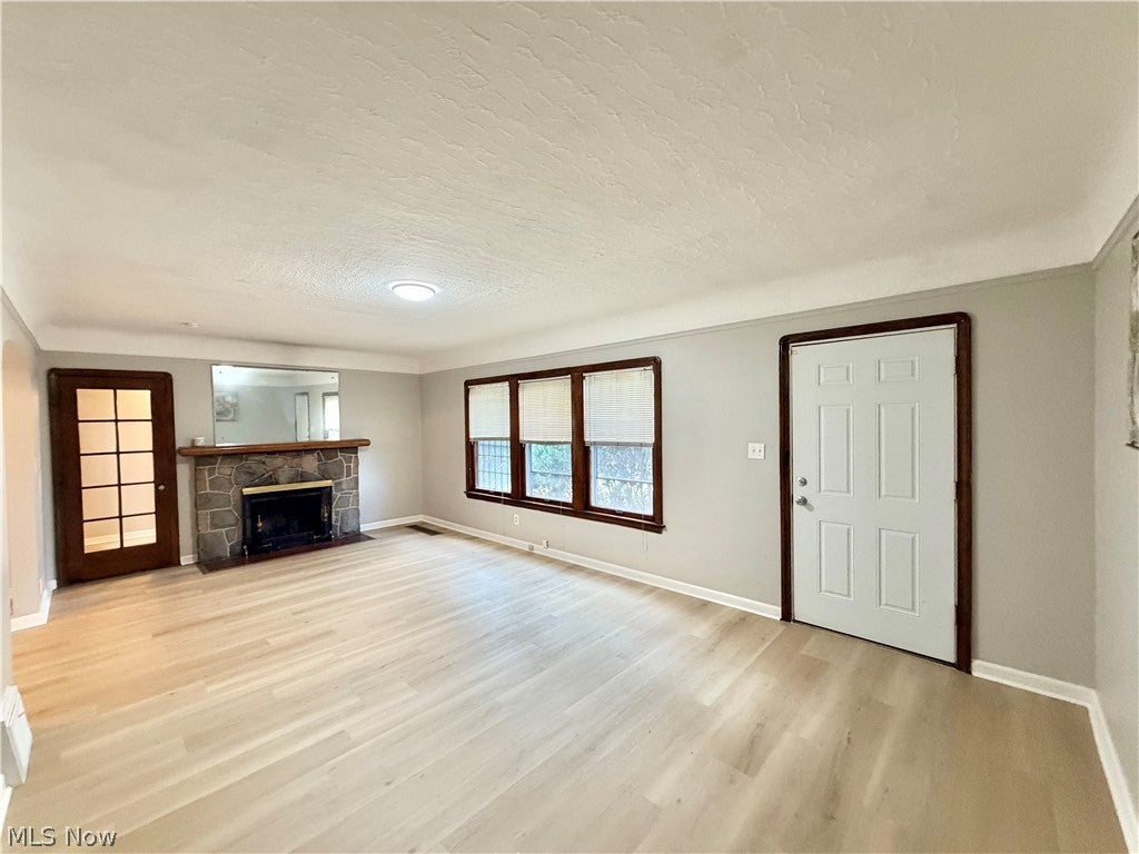 1537 Genesee Road