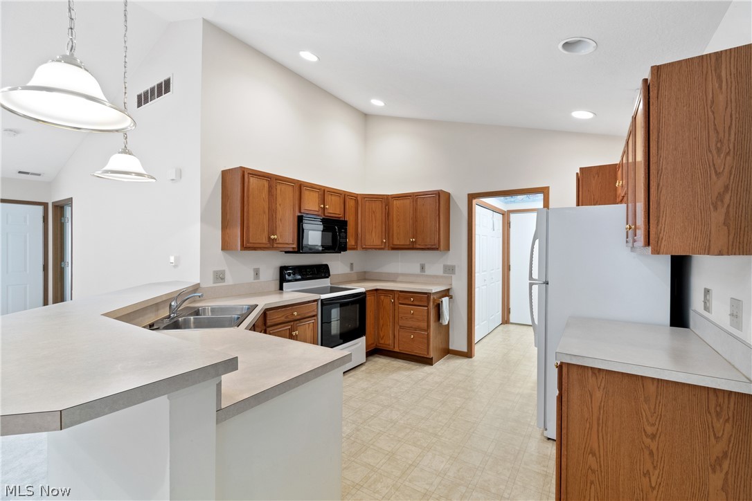 Abbey Glen Condos - Residential