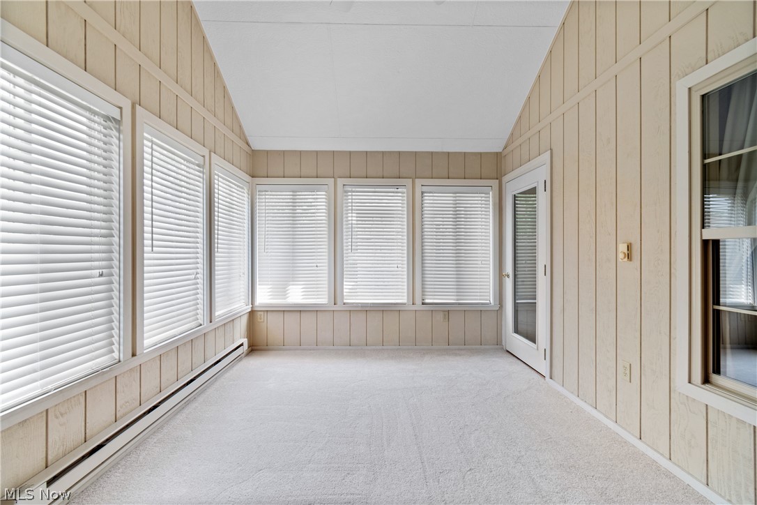 Abbey Glen Condos - Residential