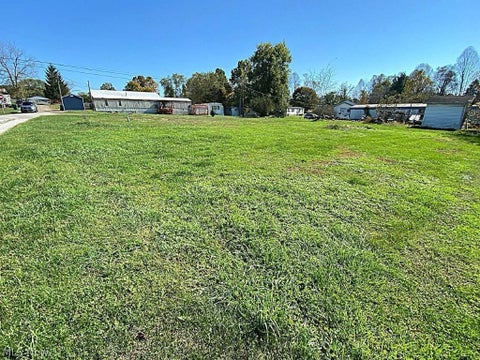 Tiny photo for 8 Meadow View Lane, Elizabeth, WV 26143 (MLS # 5255725)