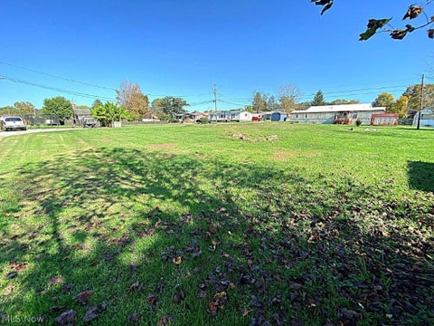 Tiny photo for 8 Meadow View Lane, Elizabeth, WV 26143 (MLS # 5255725)
