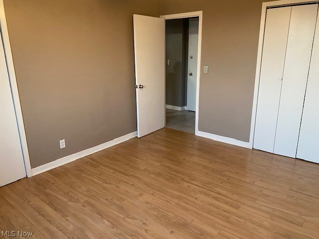 Lake House Condo - Residential