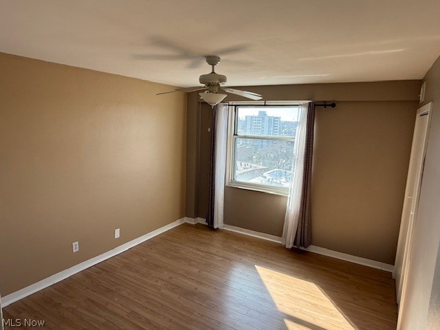 Lake House Condo - Residential