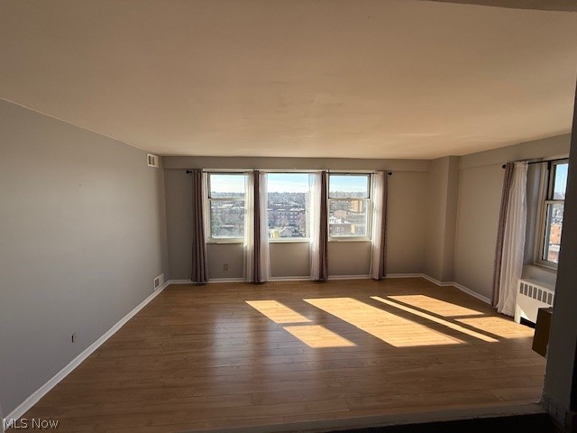 Lake House Condo - Residential