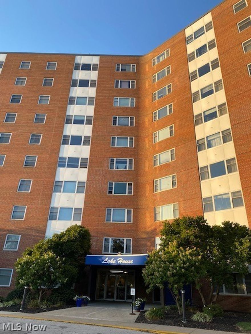 Welcome to THE LAKE HOUSE.  Condominium living on Lakewood's vibrant Gold Coast. A rare two bedroom corner unit with incredible city views. The large windows throughout allow natural lighting to shine. The kitchen is equipped with stainless steel appliances. This condo unit comes with your OWN PARKING GARAGE SPACE with its own deed.  The Lake House offers : a heated outdoor pool overlooking Lake Erie, a roof top sundeck, fitness center, picnic and grill area, bike storage, laundry rooms, and even a car wash bay.  The Lake House front desk is open seven days a week. You will be close to all that Lakewood has to offer - restaurants, parks, shopping and Edgewater Park and Beach. Maintenance fee/HOA INCLUDES ALL, yes all, utilities with the exception of internet. 
Schedule a private showing today.  Being sold AS IS / WHERE IS.  This is an estate.