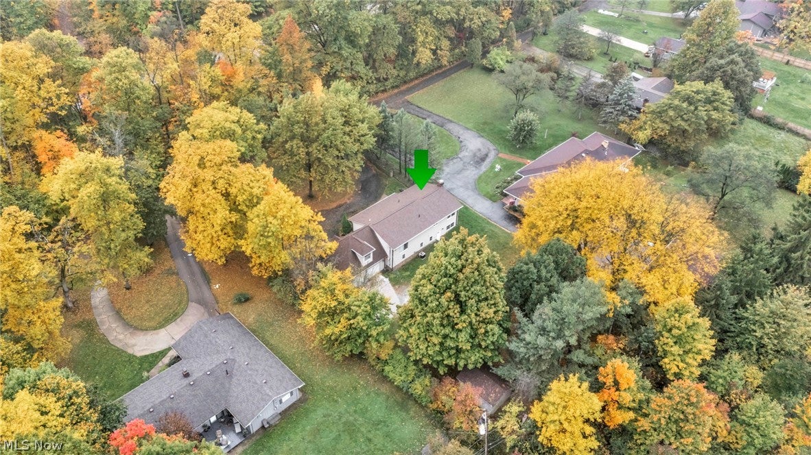 3348 Valley Parkway