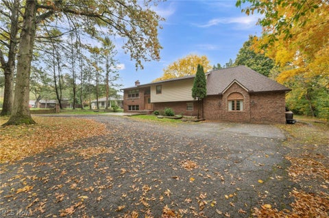 Tiny photo for 3348 Valley Parkway, North Royalton, OH 44133 (MLS # 5255253)