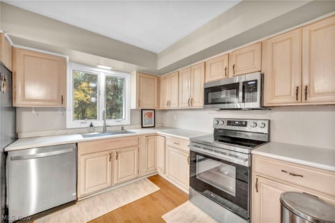 Tiny photo for 3348 Valley Parkway, North Royalton, OH 44133 (MLS # 5255253)