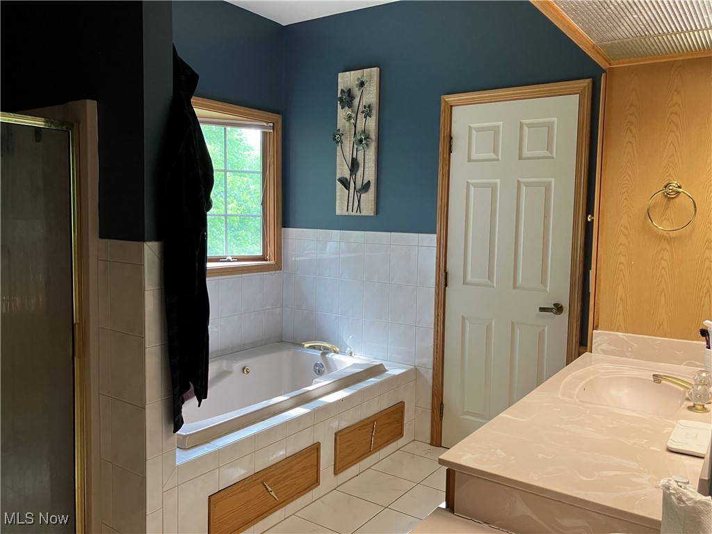 8879 Kennard Road, Lodi, Ohio image 31