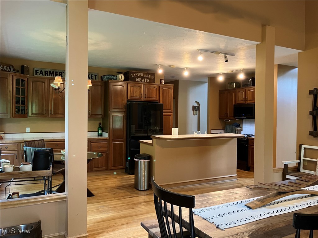 8879 Kennard Road, Lodi, Ohio image 5