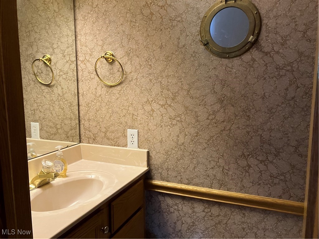 8879 Kennard Road, Lodi, Ohio image 35