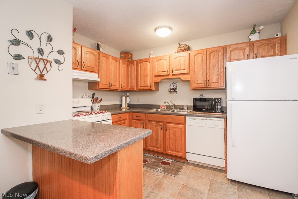 Chapel Dale Condo - Residential