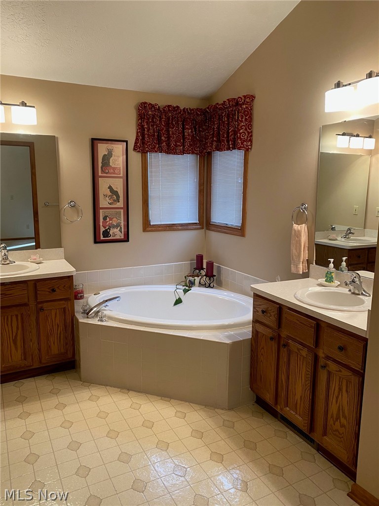 Baldwin Reserve - Residential