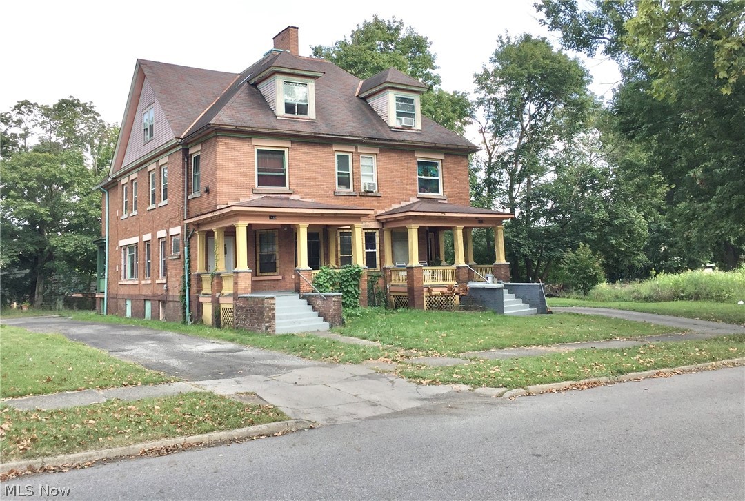 City/Youngstown - Residential Income
