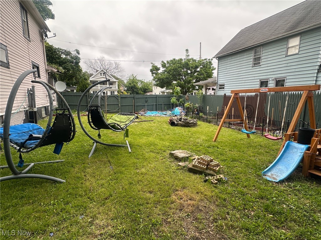 3342 W 84th Street