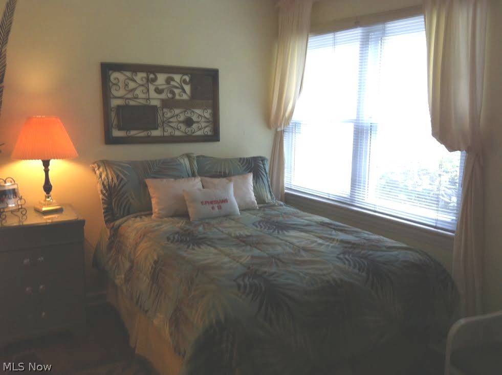 Howland Spgs - Residential