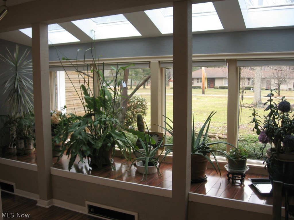 Howland Spgs - Residential