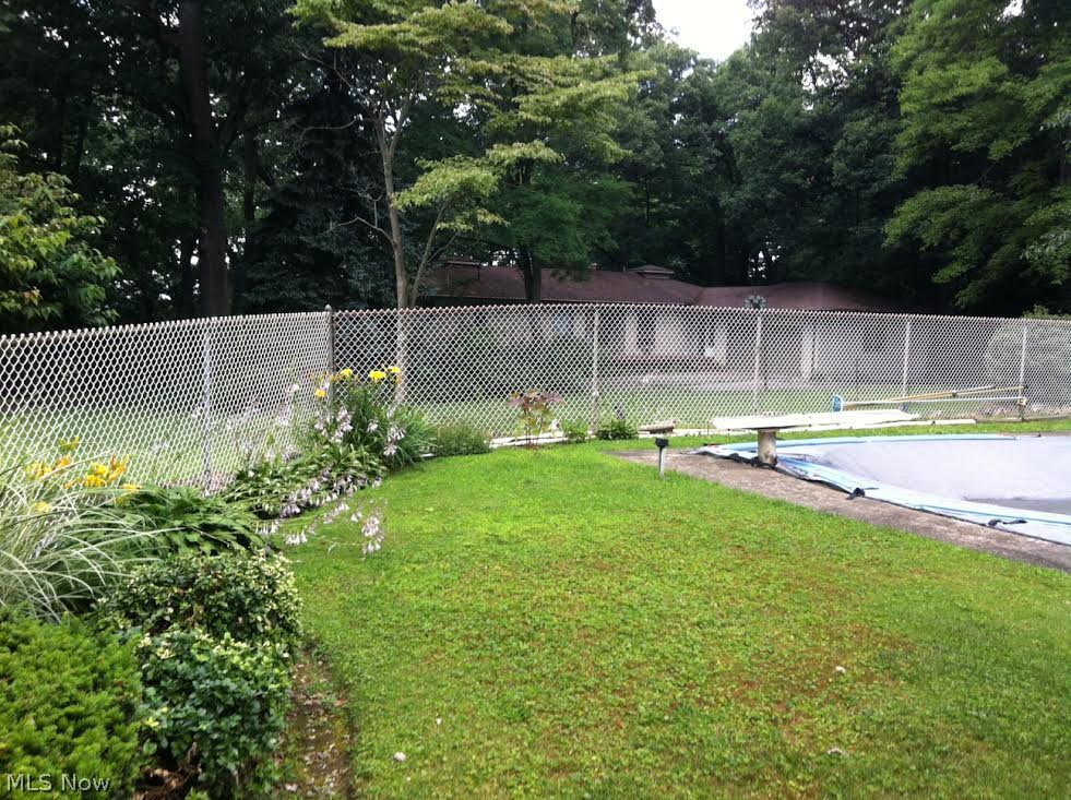 Howland Spgs - Residential