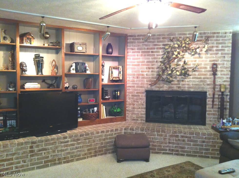 Howland Spgs - Residential