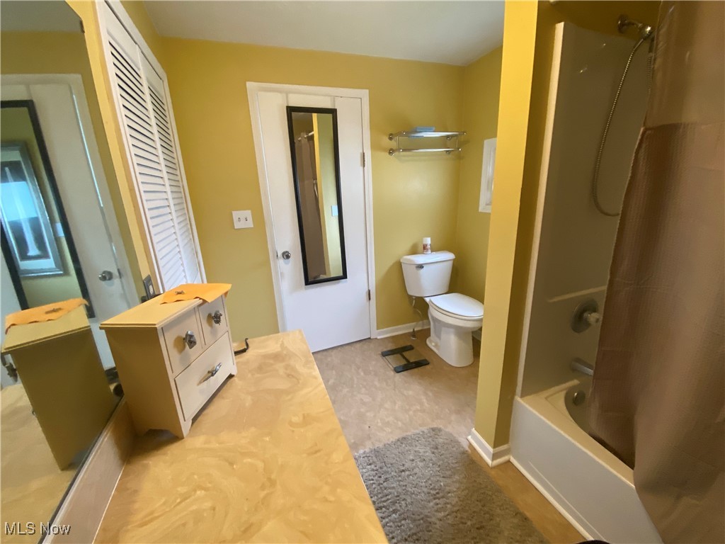 Elmwood Heights - Residential Income