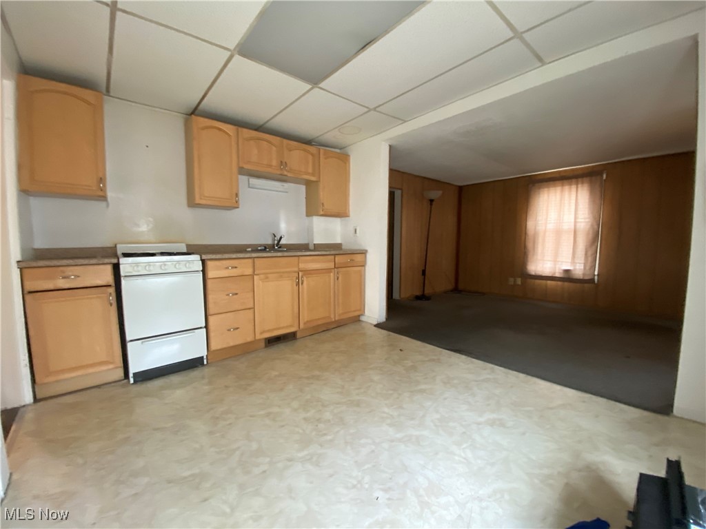 Elmwood Heights - Residential Income