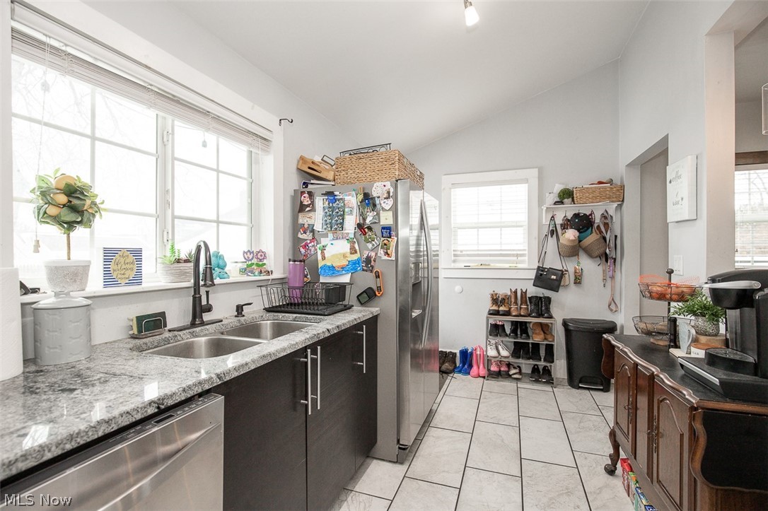 Village/Cuyahoga Falls - Residential