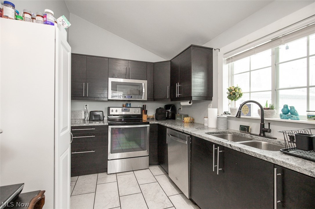 Village/Cuyahoga Falls - Residential