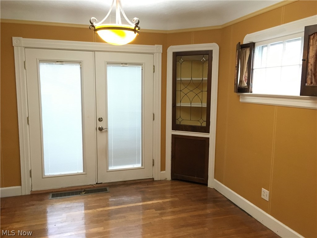 Utopia Beach - Residential Lease