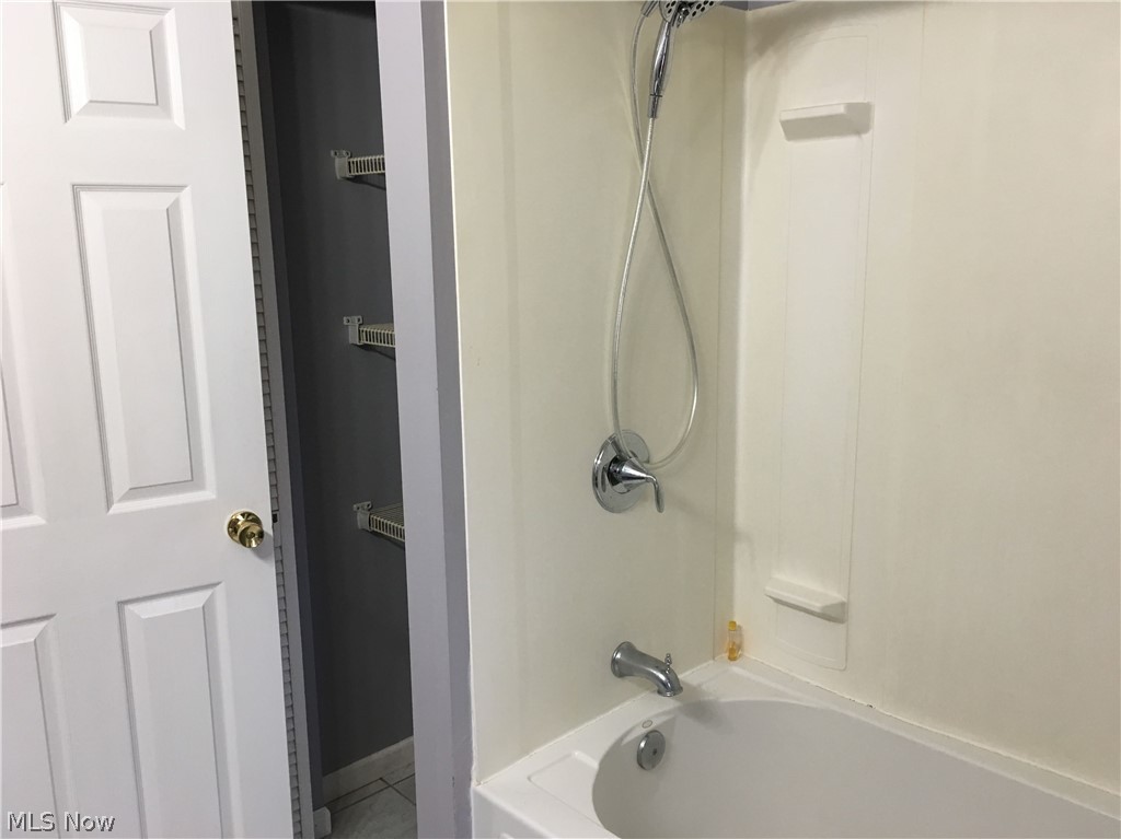 Utopia Beach - Residential Lease