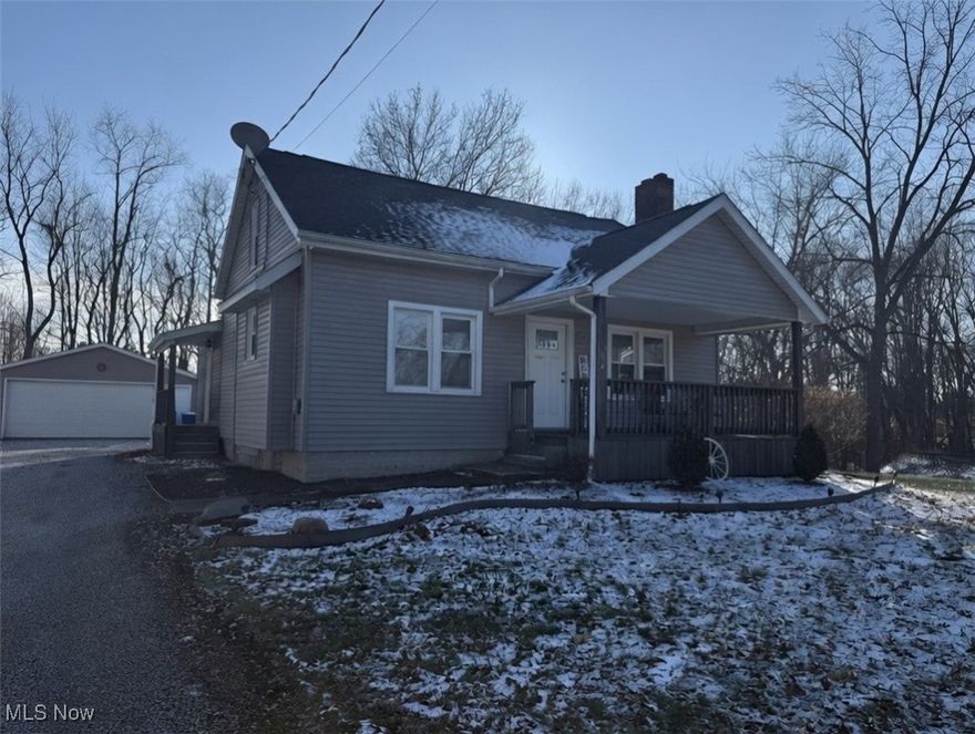 This is an ONLINE ONLY foreclosure sale. There are NO SHOWINGS. Deposit due by wire transfer within 48 upon conclusion . Cash deal; funding must take place within 30 days of confirmation of sale. 5% Buyer’s Premium shall apply. Subject to postponement and cancellation. Full terms and conditions at online registration.