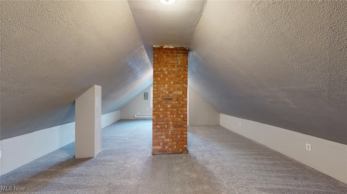 Halloway - Residential Income