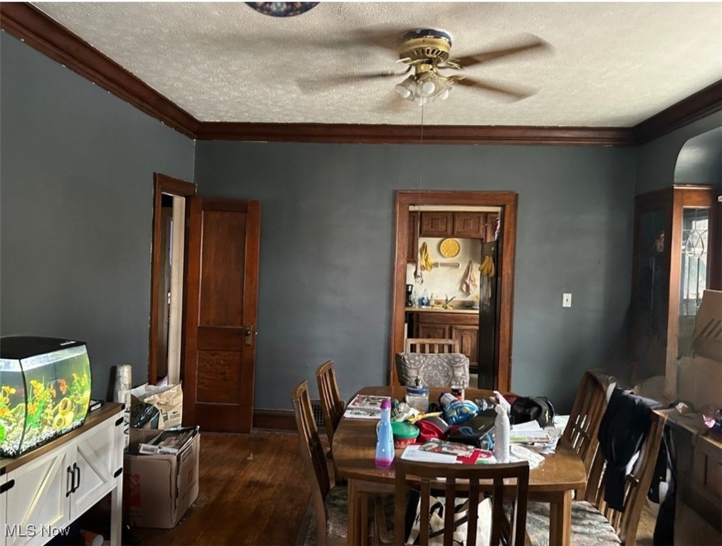 Halloway - Residential Income