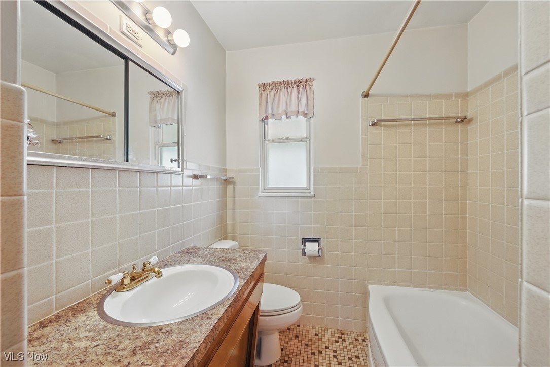 21031 Ball Avenue, Euclid, Ohio image 17