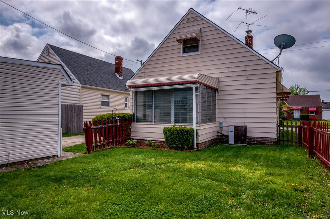 21031 Ball Avenue, Euclid, Ohio image 33