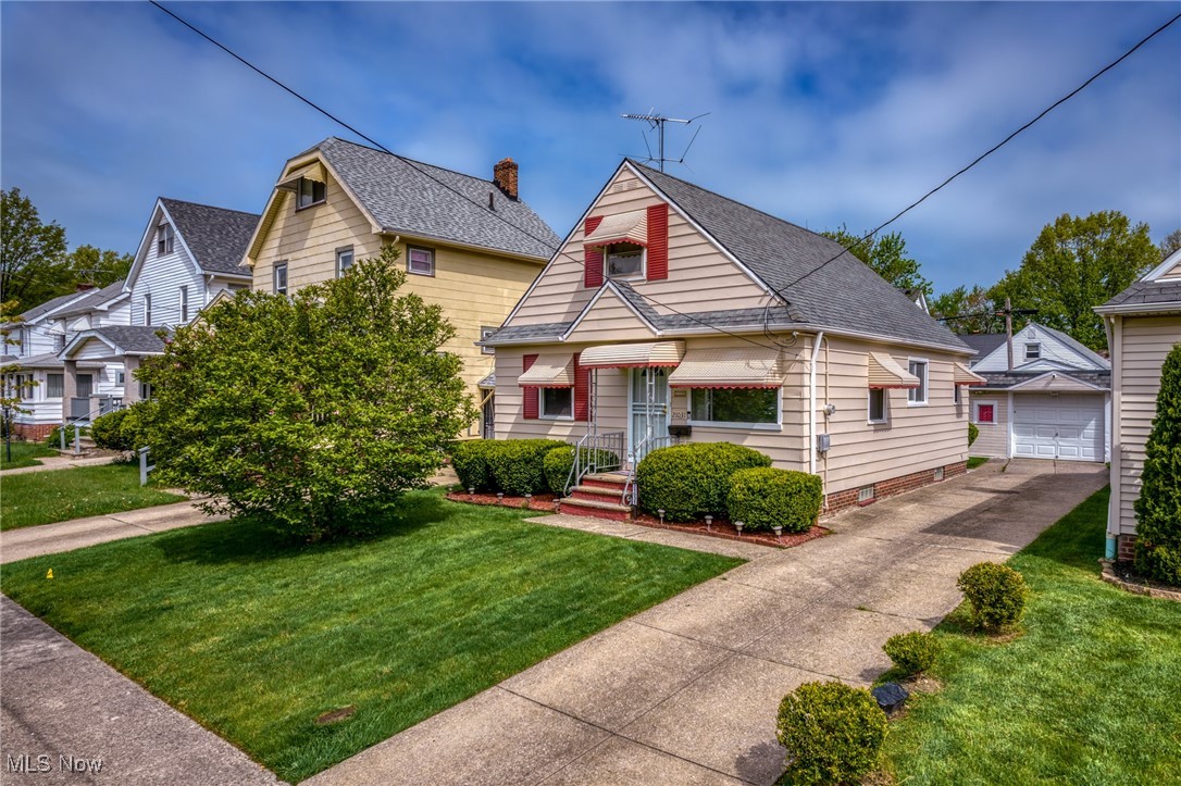 21031 Ball Avenue, Euclid, Ohio image 2
