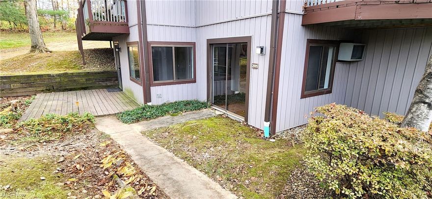 NO STEPS & POOL ACCESS! Private 1BR 1BA ranch condo! Featuring a spacious eat-in kitchen with breakfast bar, gas range & DW, huge living room w/
woodburning stone fireplace and slider to spacious deck, stack laundry (washer & dryer stay!), master bedroom w/ 2 closets, full bath & 1-car garage! Less than a 5-min drive to Portage Crossings shopping and dining & Cuyahoga Valley National Park, and just a 10 min drive to downtown Akron!