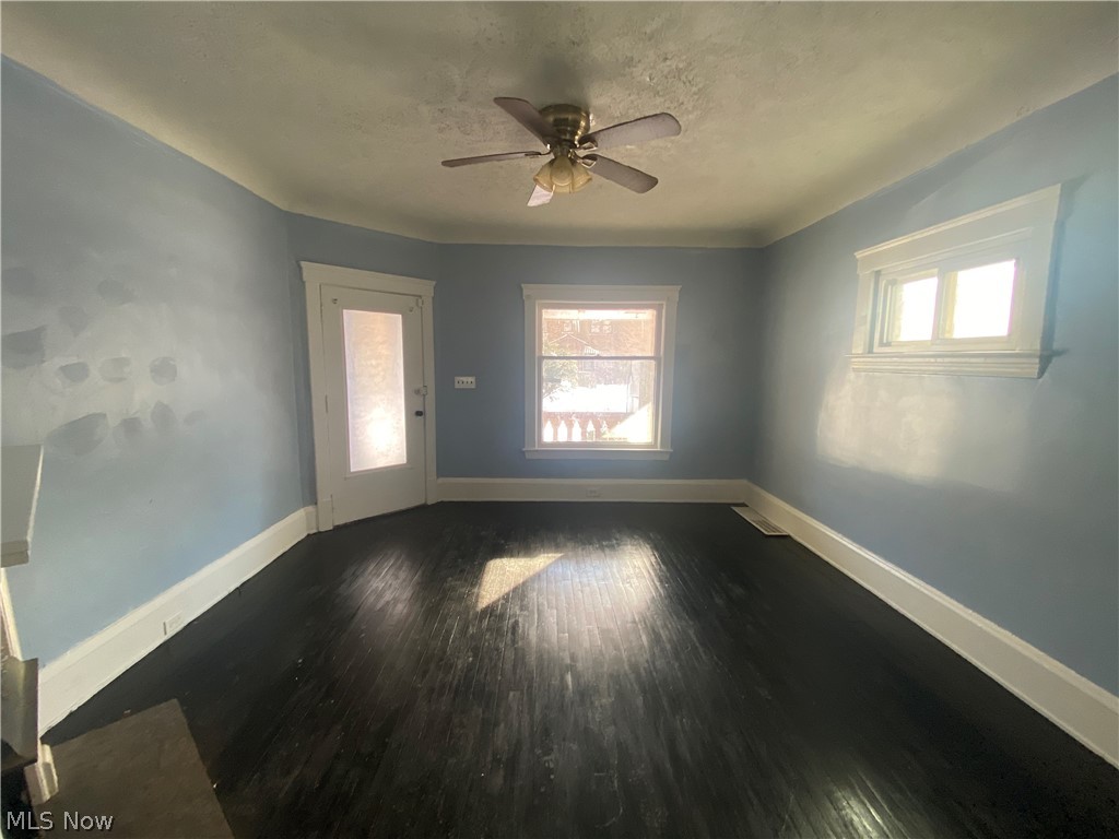 Superior Park 04 - Residential Lease