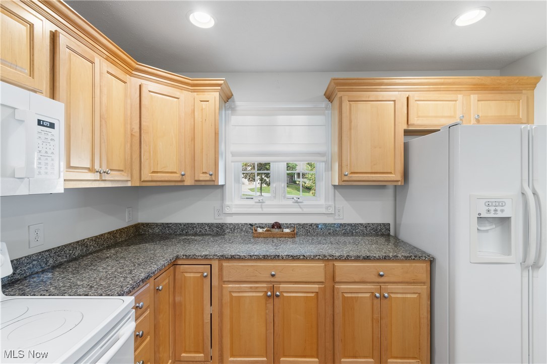 Auburn Hills Condo's - Residential