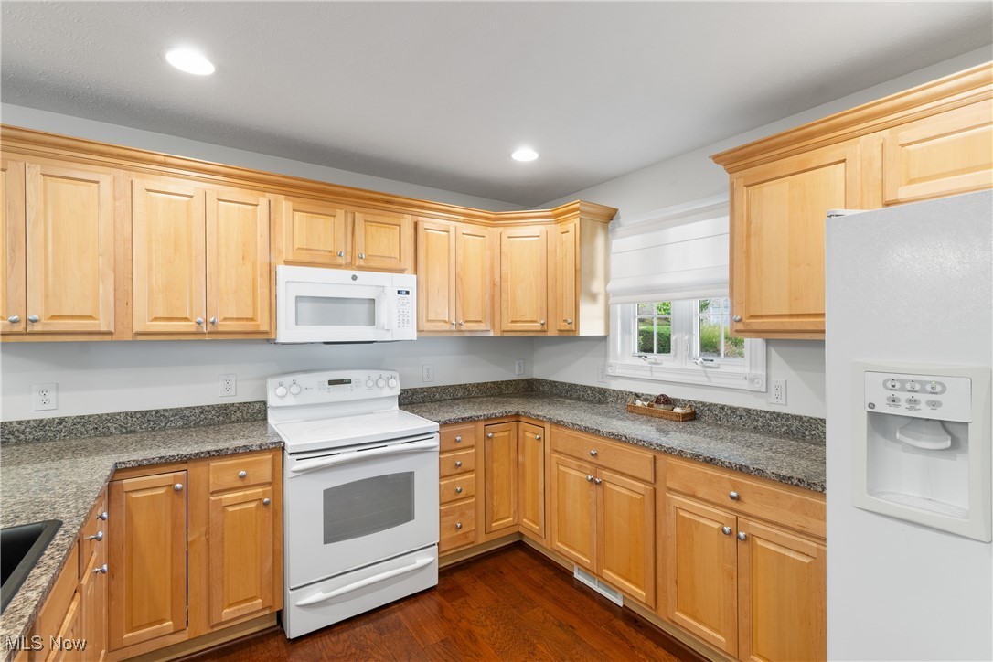 Auburn Hills Condo's - Residential