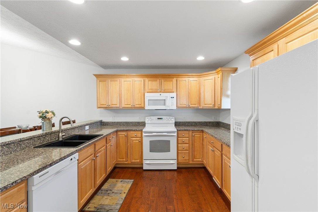 Auburn Hills Condo's - Residential